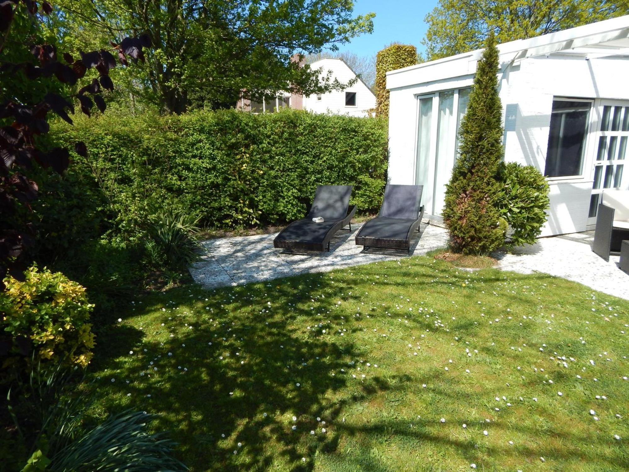 Wunderschoenes-Freistehendes-Ferienhaus-An-Der-See-Sauna-Strand-Yachthafen-Wlan Bruinisse Esterno foto