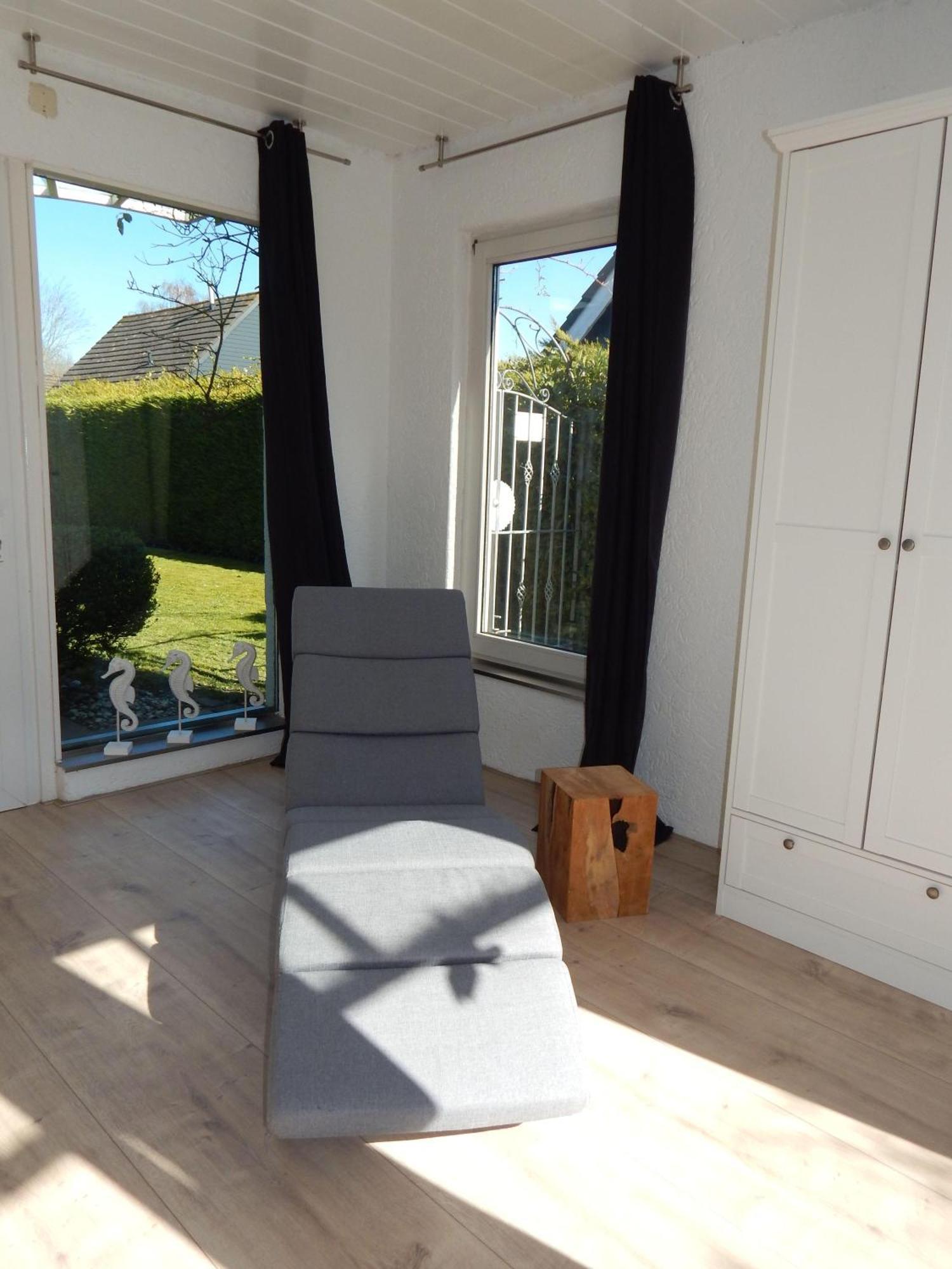 Wunderschoenes-Freistehendes-Ferienhaus-An-Der-See-Sauna-Strand-Yachthafen-Wlan Bruinisse Esterno foto